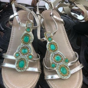Fibi and Clo wedge heels
